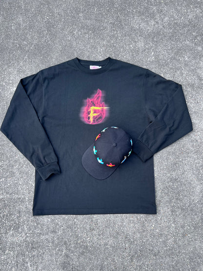 TORCHBEARER TEE-BLACK